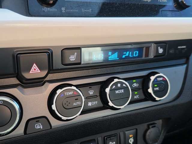 2019 Toyota Tacoma TRD photo 32