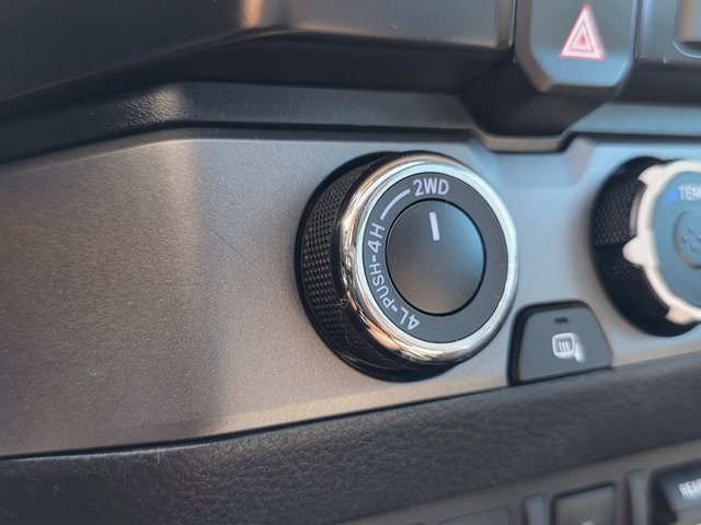 2019 Toyota Tacoma TRD photo 33