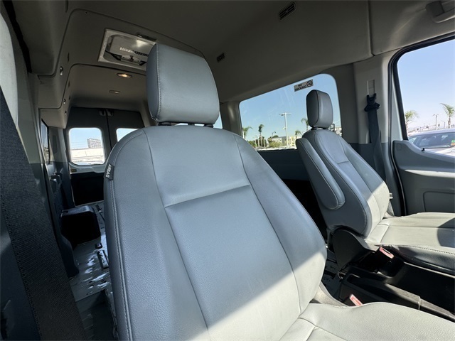 2016 Ford Transit photo 3