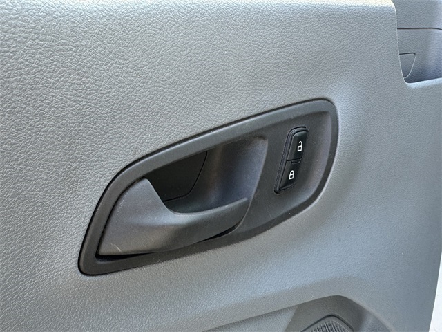 2016 Ford Transit photo 16