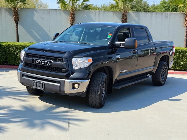 2017 Toyota Tundra SR5 photo 4