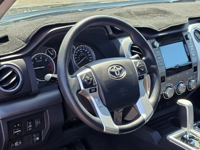 2017 Toyota Tundra SR5 photo 17