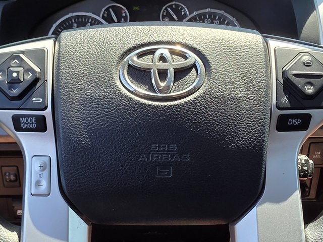 2017 Toyota Tundra SR5 photo 28