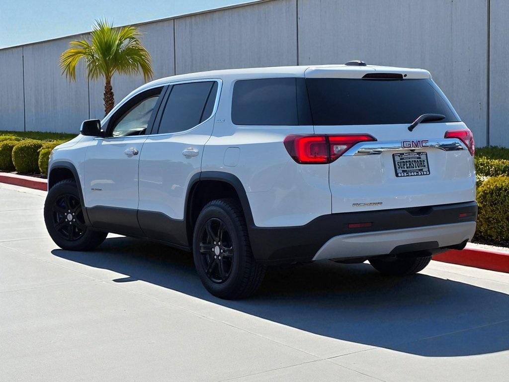2017 Gmc Acadia SLE photo 4