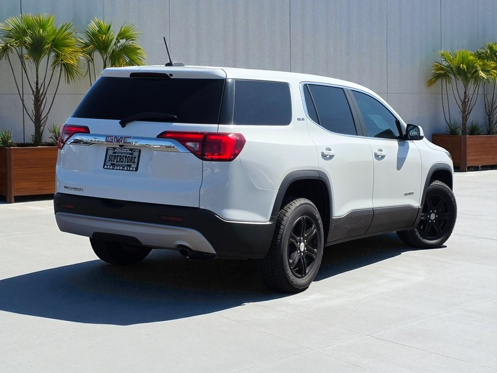 2017 Gmc Acadia SLE photo 6