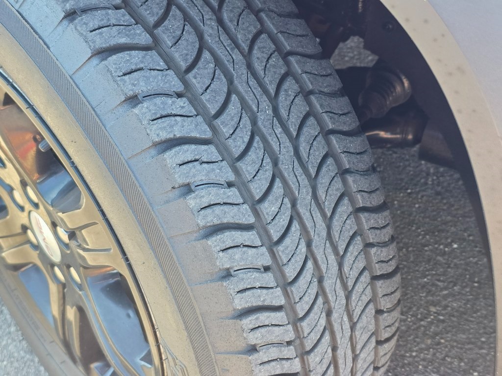 2017 Gmc Acadia SLE photo 13