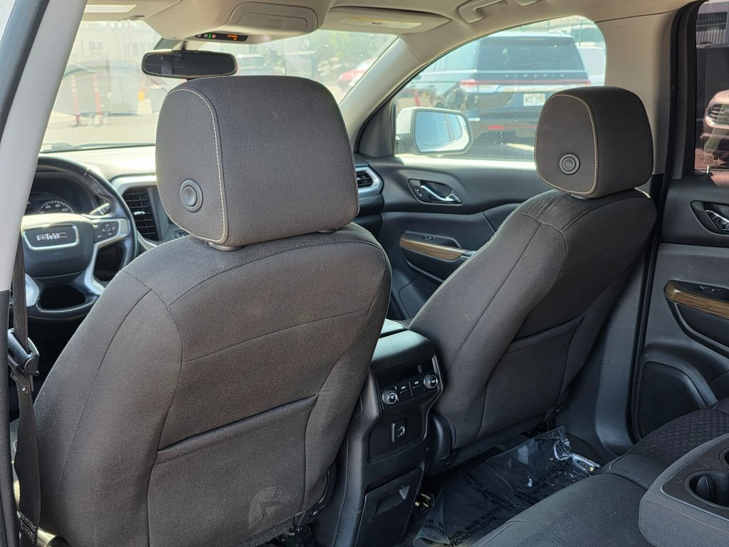 2017 Gmc Acadia SLE photo 20