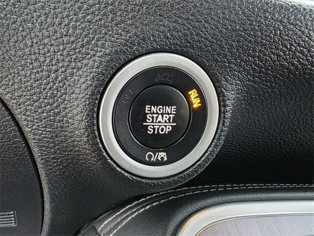 2017 Dodge Challenger R/T photo 28