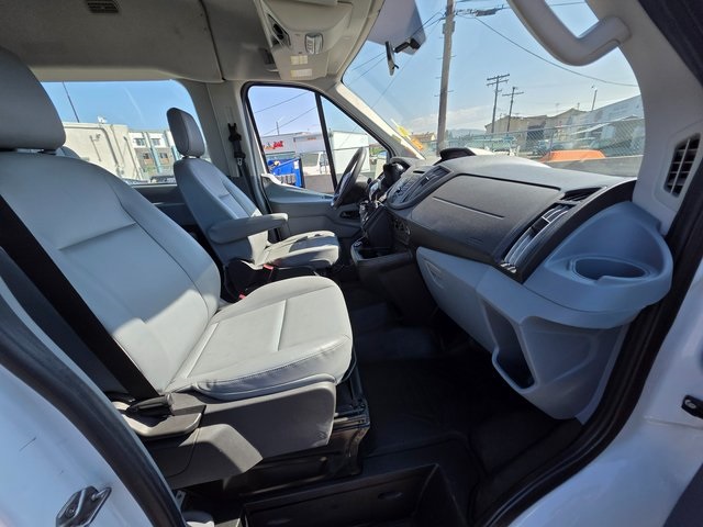 2017 Ford Transit XL photo 5