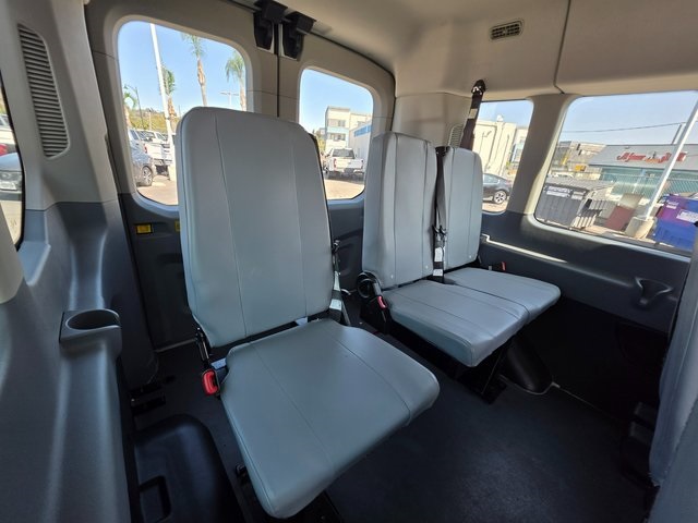 2017 Ford Transit XL photo 9