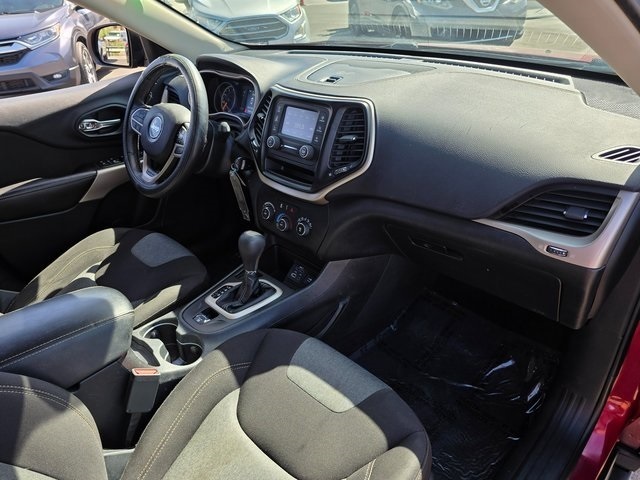 2017 Jeep Cherokee Altitude photo 6