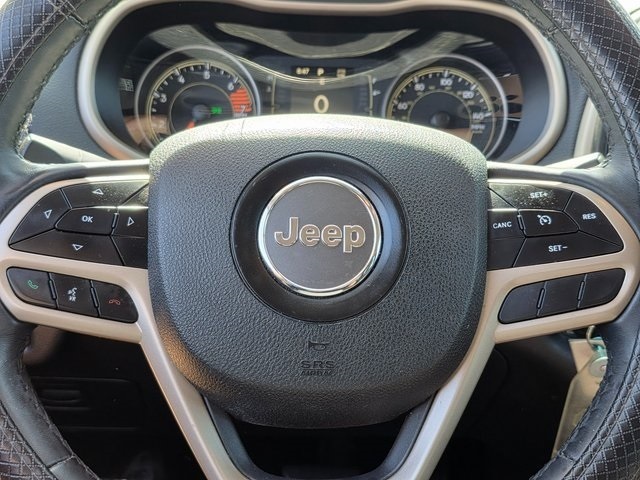 2017 Jeep Cherokee Altitude photo 21