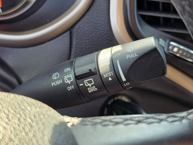 2017 Jeep Cherokee Altitude photo 30