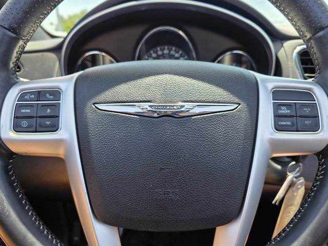 2014 Chrysler 200 S photo 29