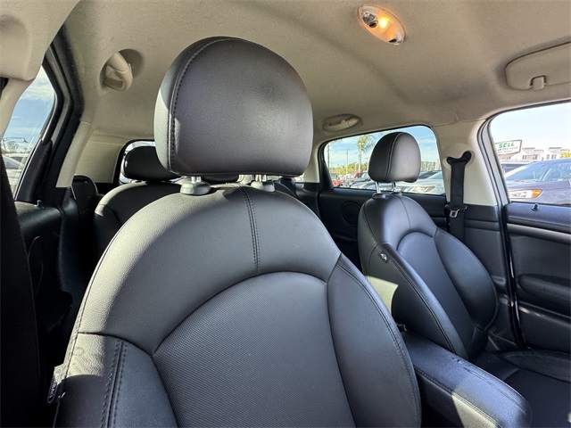 2015 Mini Countryman S ALL4 photo 11