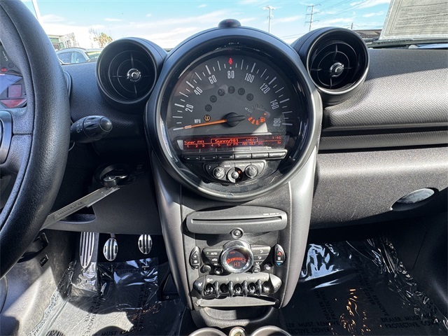 2015 Mini Countryman S ALL4 photo 24