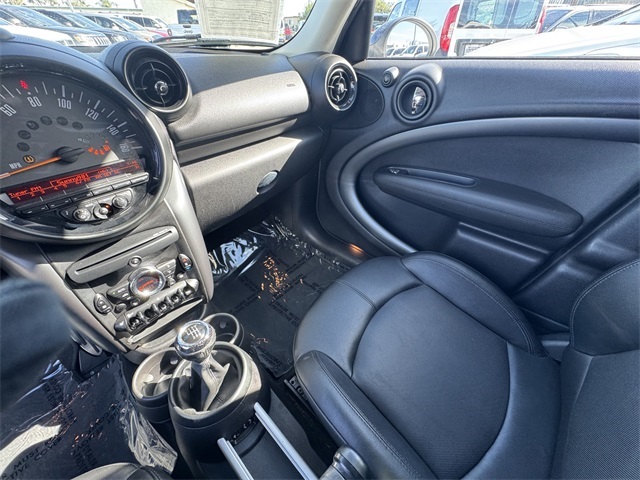 2015 Mini Countryman S ALL4 photo 26