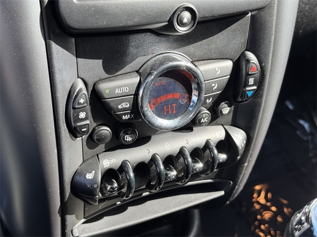2015 Mini Countryman S ALL4 photo 34