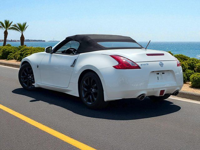2015 Nissan 370Z Roadster Touring - Photo 6