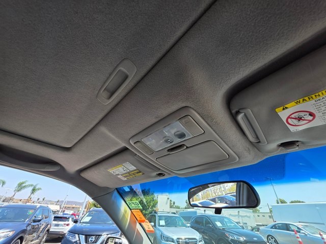 2003 Toyota Highlander photo 10