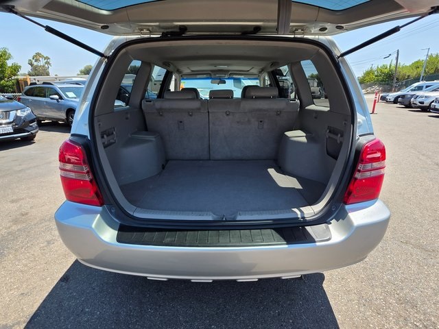 2003 Toyota Highlander photo 11