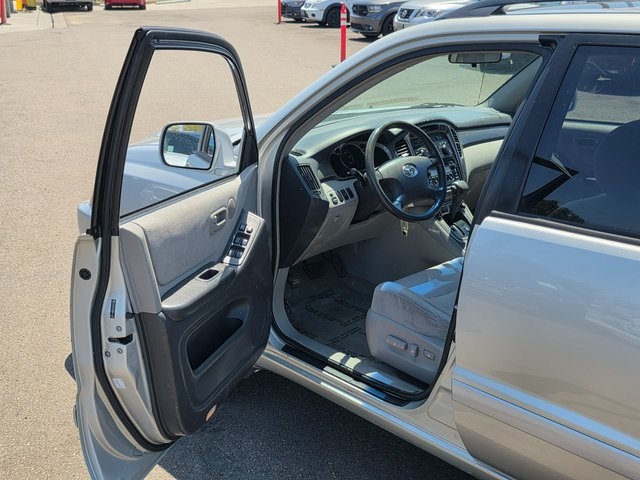 2003 Toyota Highlander photo 33