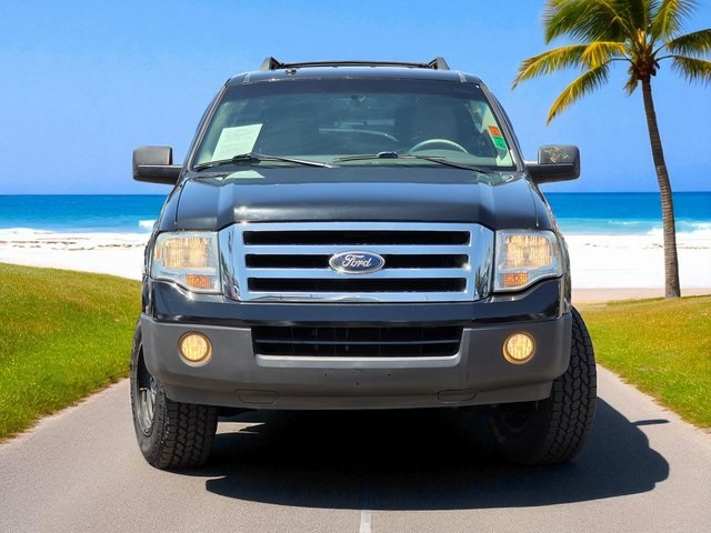 2011 Ford Expedition EL XL photo 3