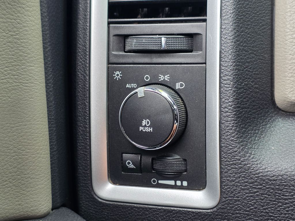 2012 RAM Ram 2500 Pickup Outdoorsman - Photo 24
