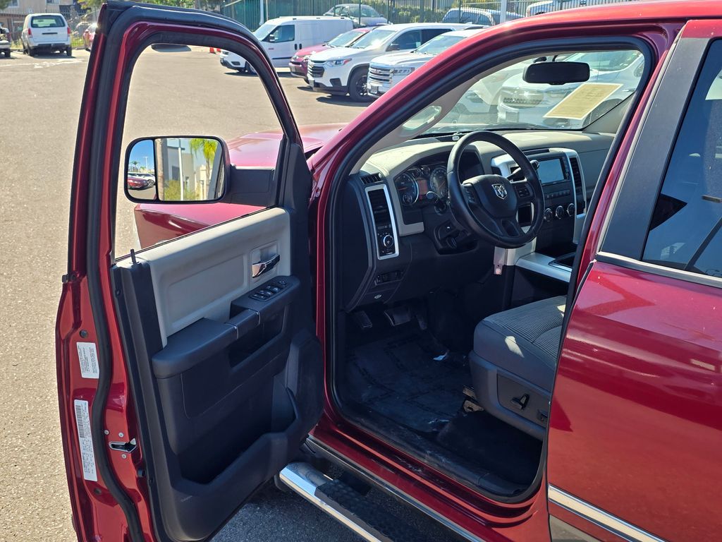 2012 RAM Ram 2500 Pickup Outdoorsman - Photo 27