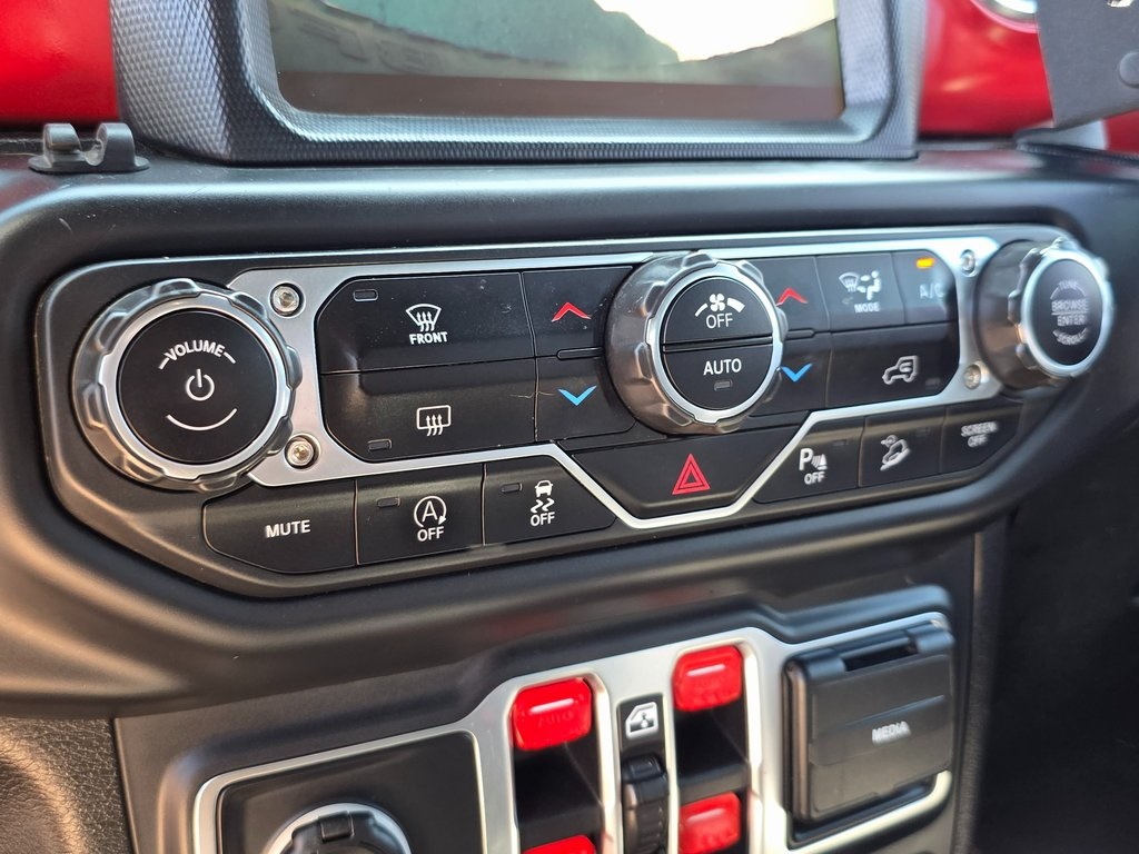 2018 Jeep Wrangler Unlimited Rubicon photo 34