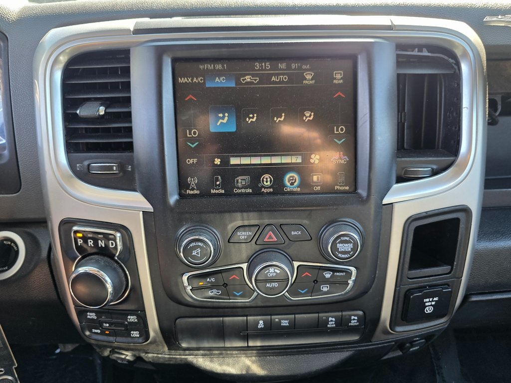 2017 Ram 1500 Big Horn photo 4