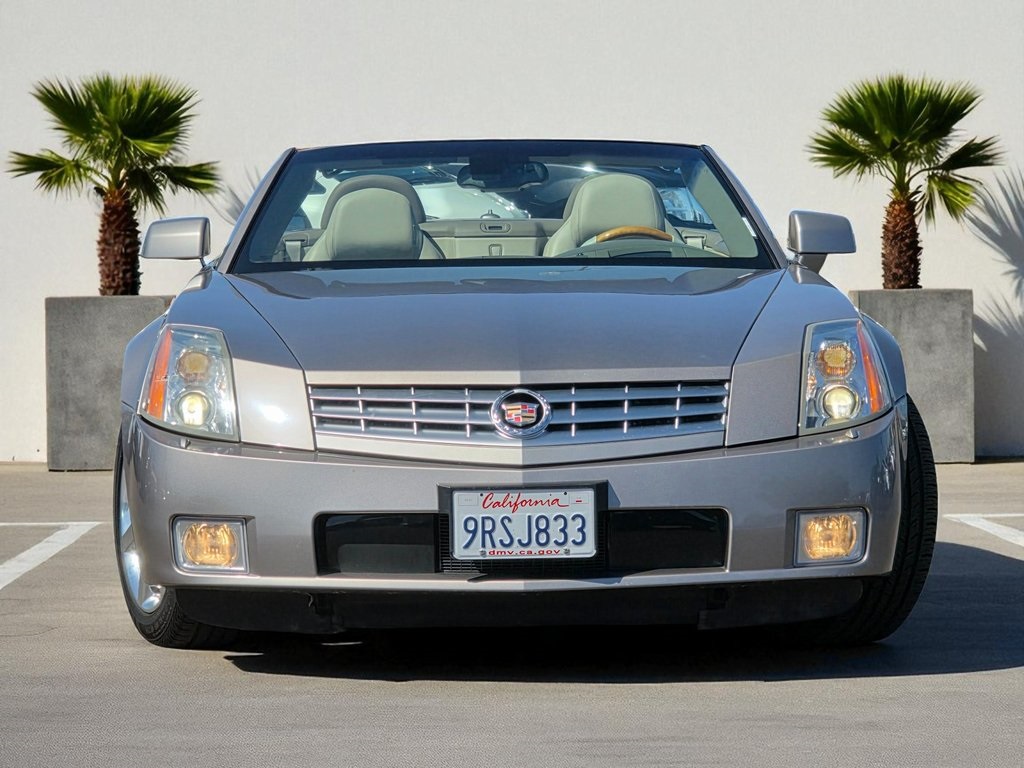 2004 Cadillac XLR photo 5