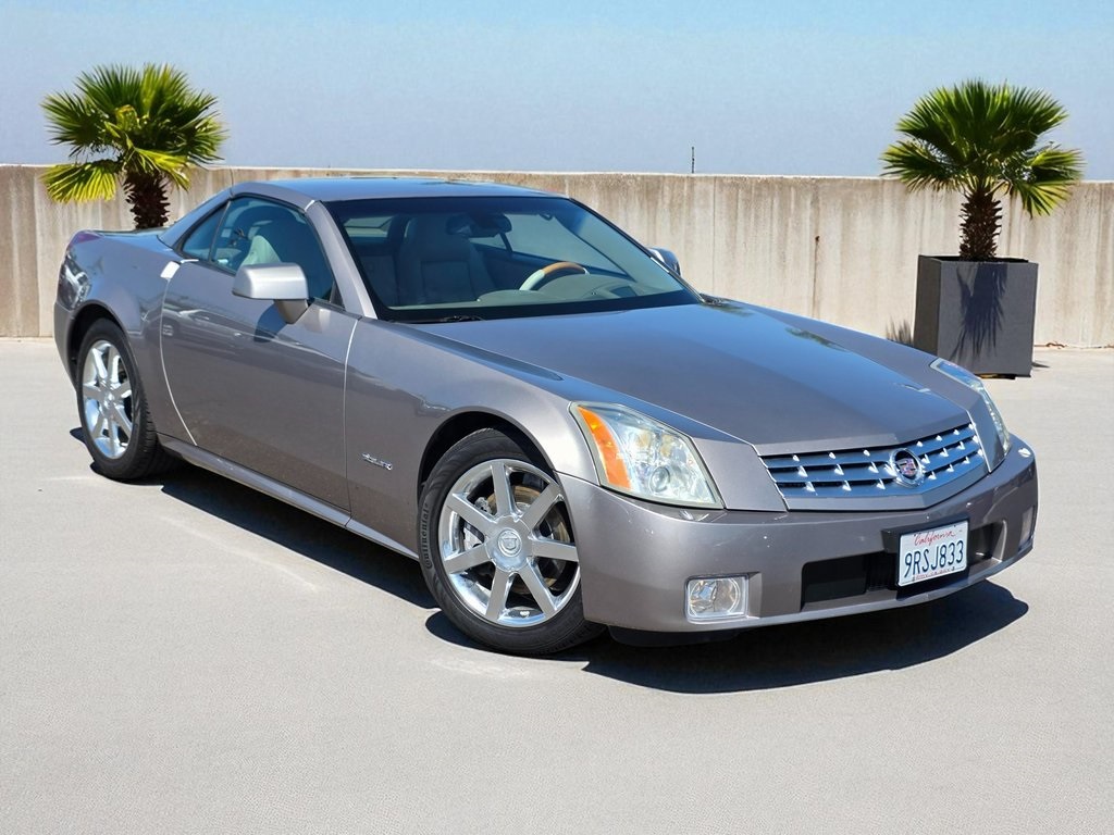 2004 Cadillac XLR photo 13