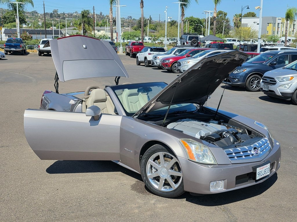 2004 Cadillac XLR photo 28