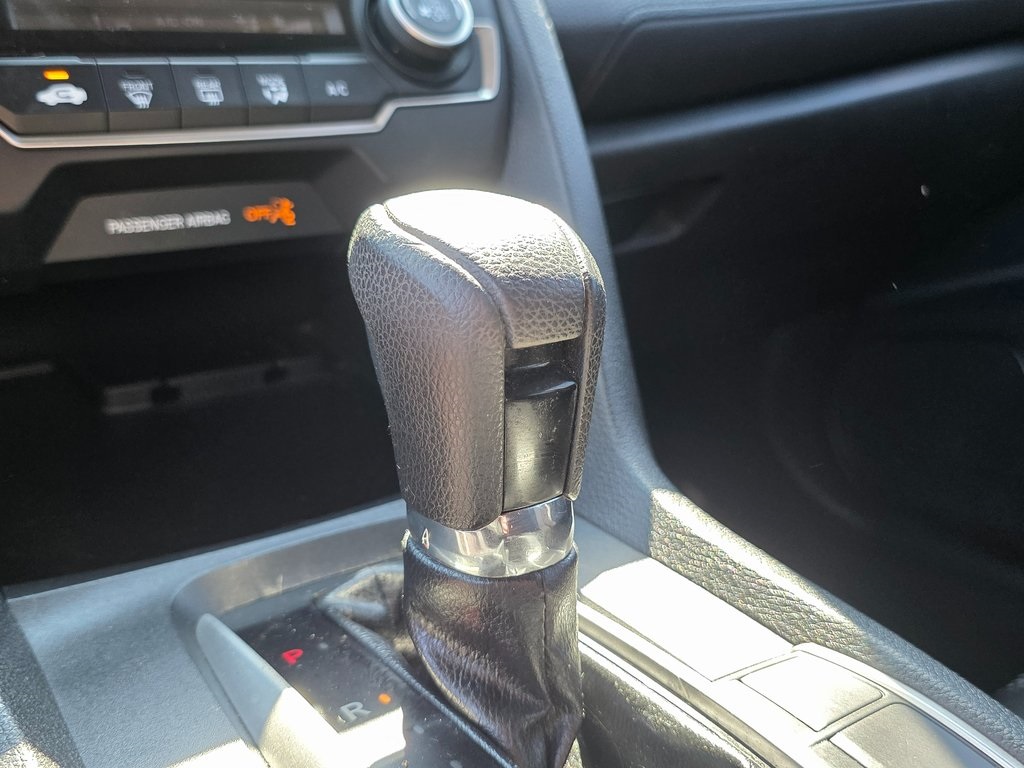 2019 Honda Civic LX photo 29