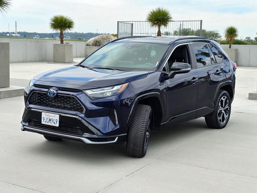 2023 Toyota RAV4 Prime XSE photo 3