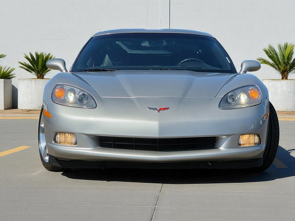 2007 Chevrolet Corvette photo 2