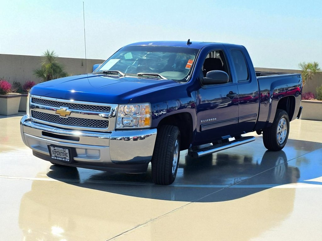 2013 Chevrolet Silverado 1500 LT photo 3