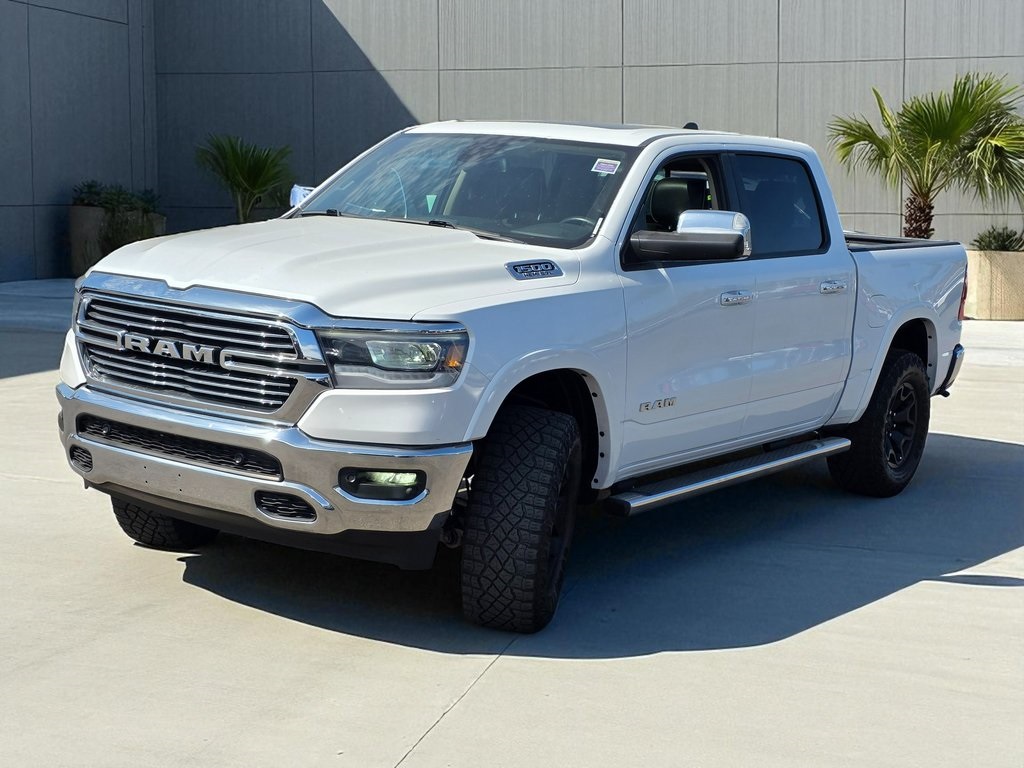 2019 Ram 1500 Laramie photo 3