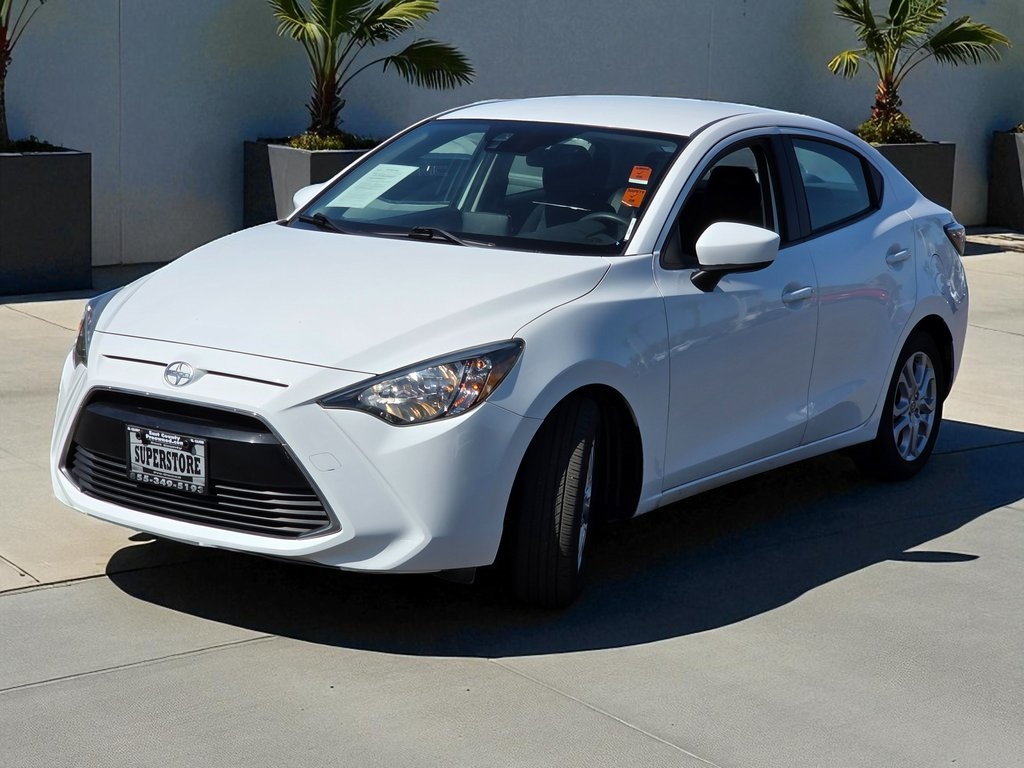 2016 Scion iA Base photo 3