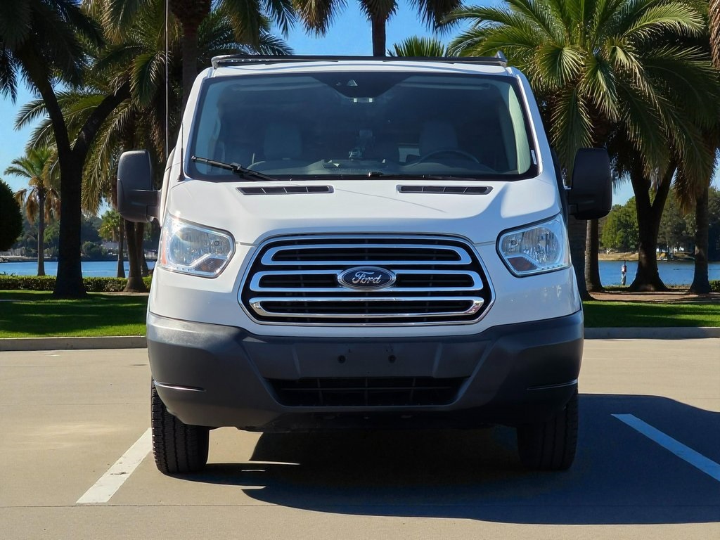2015 Ford Transit XLT photo 2