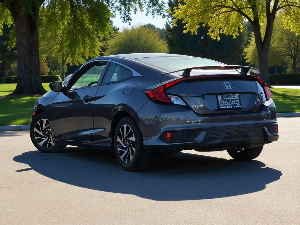 2017 Honda Civic photo 2