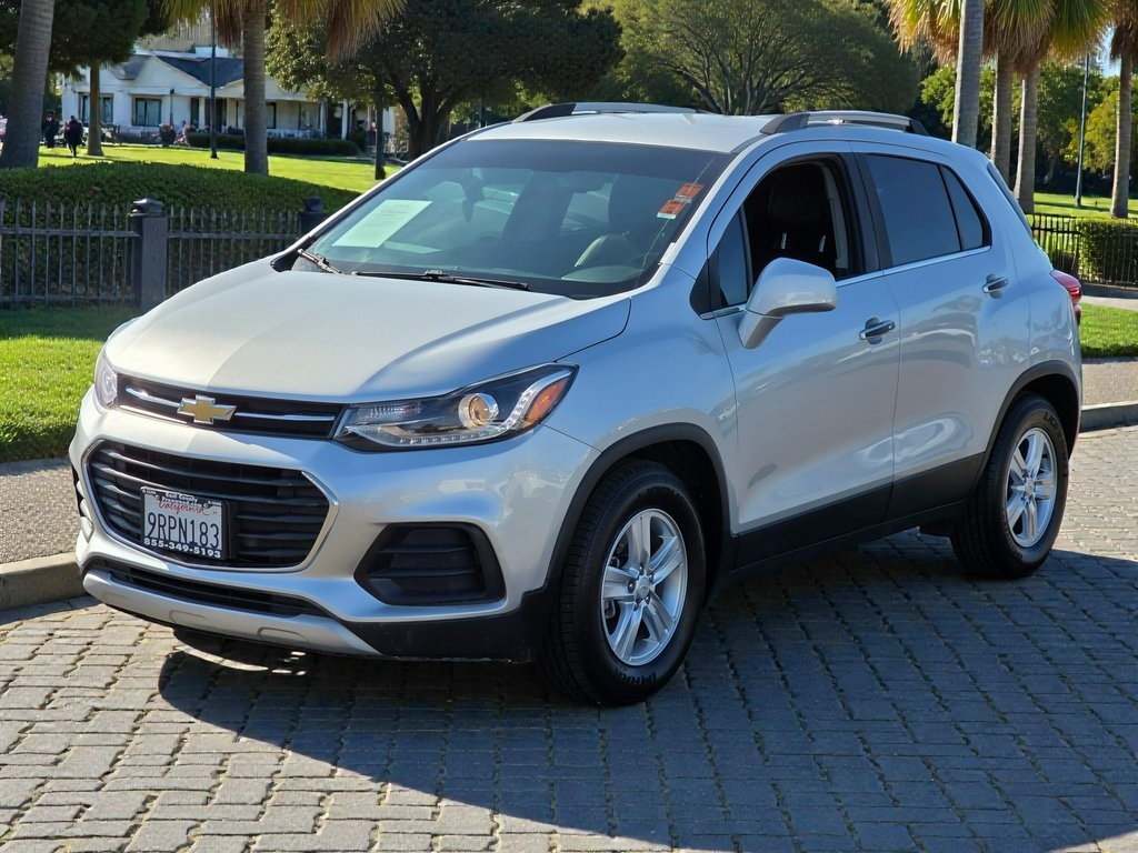 2018 Chevrolet Trax LT photo 3