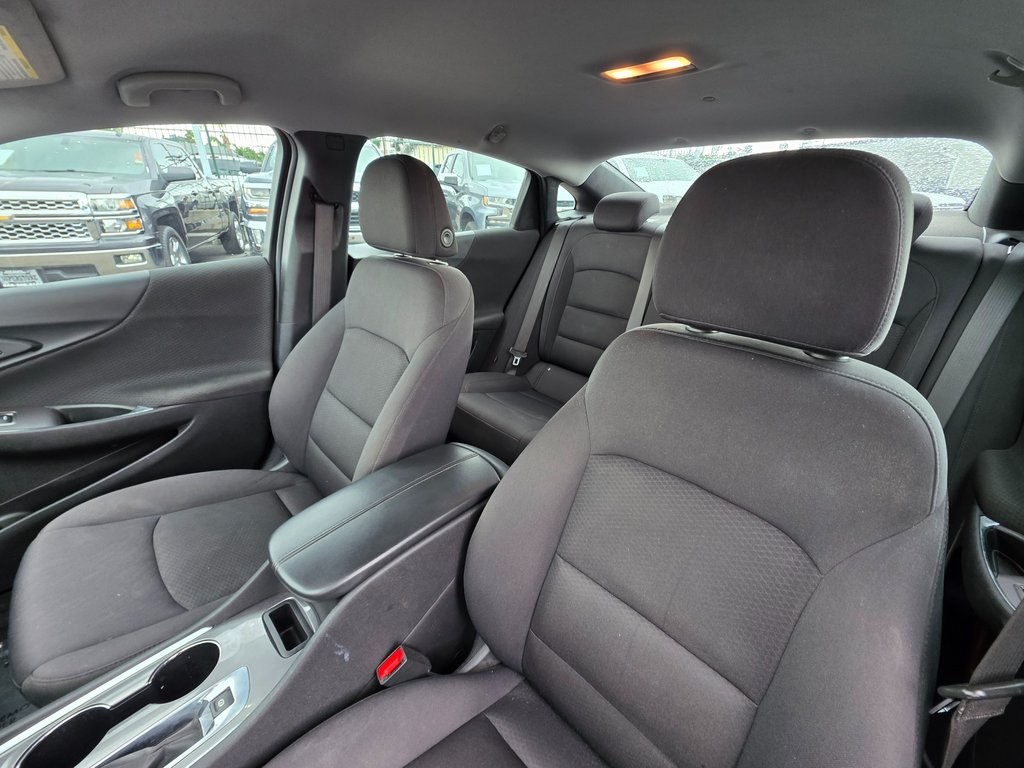 2022 Chevrolet Malibu 1LT photo 4