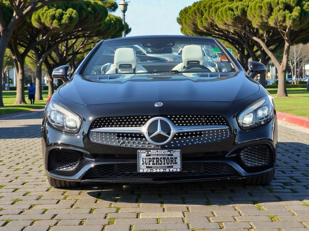 2019 Mercedes Benz SL 550 photo 3