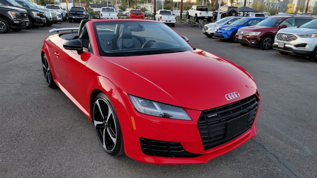 2018 Audi TT Roadster photo 2