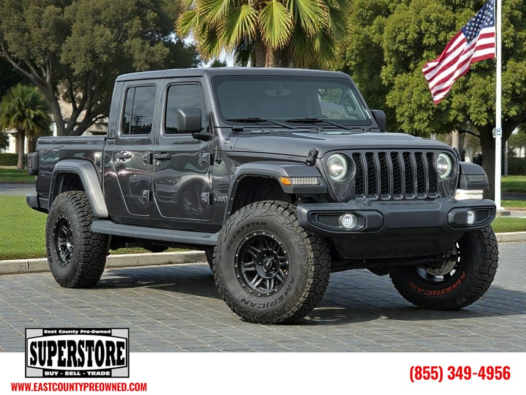 2022 Jeep Gladiator Overland Crew Cab 4WD