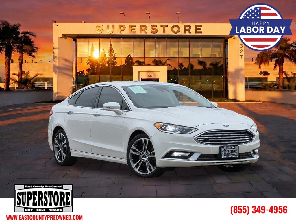 White Platinum Metallic Tri-Coat 2017 Ford Fusion Sedan Front-Wheel Drive Automatic