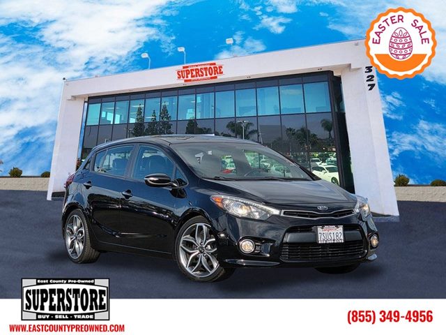 Aurora Black Pearl 2016 Kia Forte5 SX Hatchback Front-Wheel Drive Manual