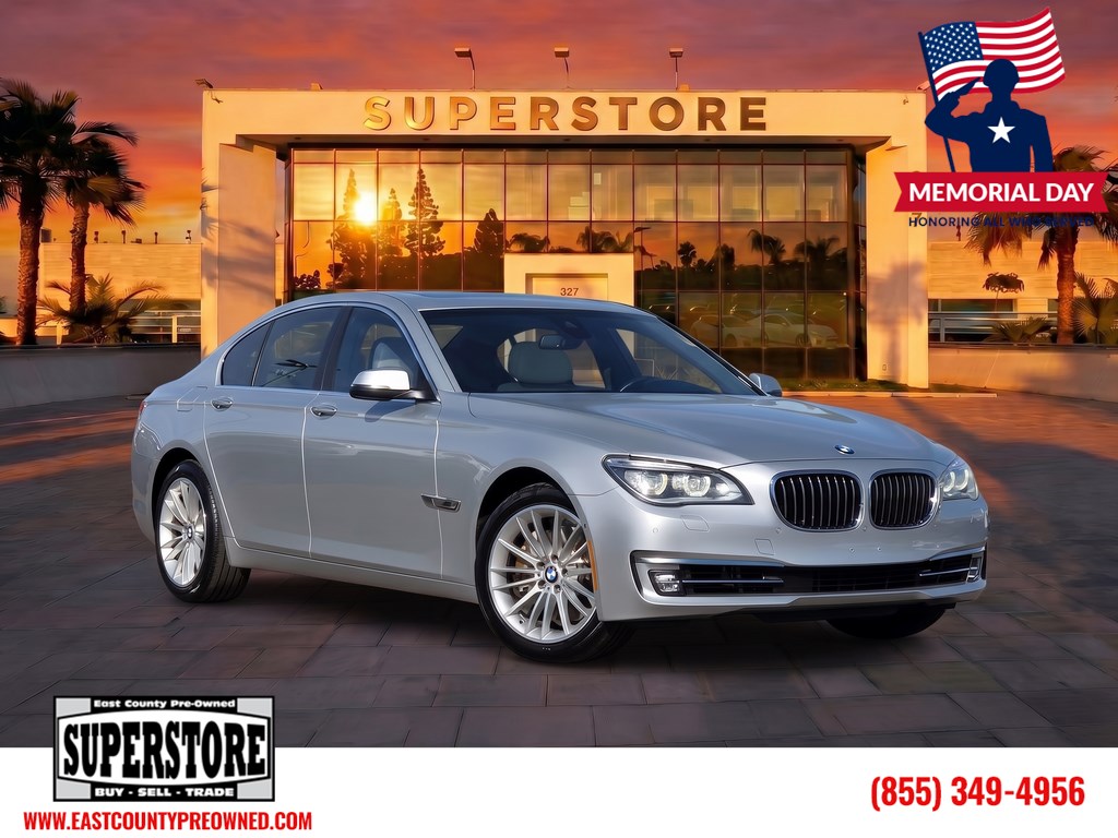 2015 BMW 7 Series 750i's photo